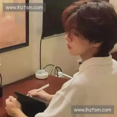 滑昊章